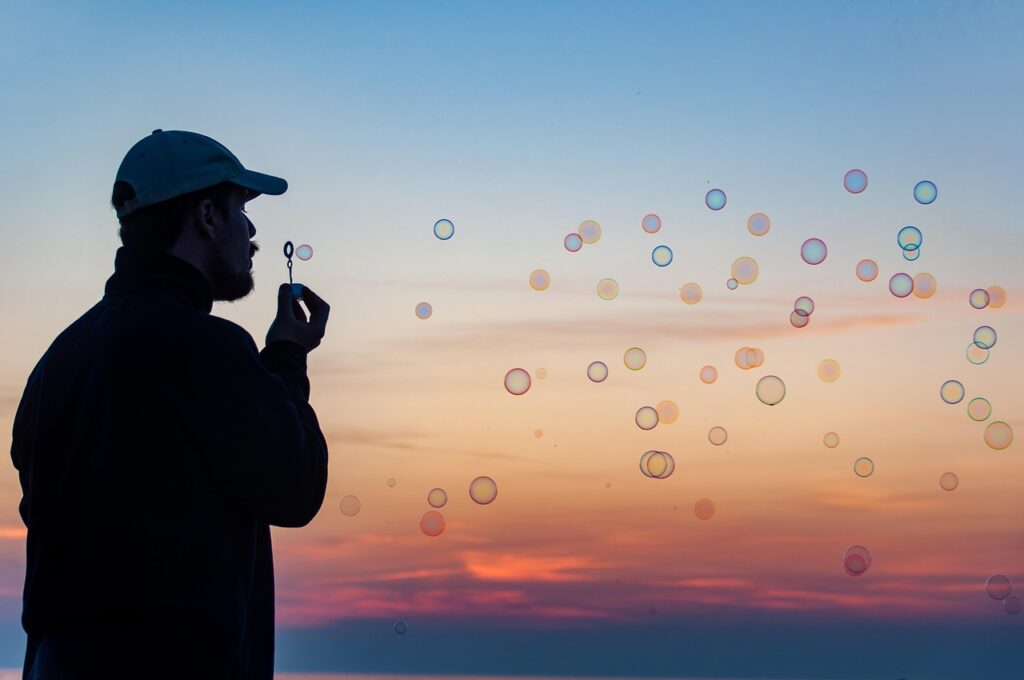 soap bubbles, blowing bubbles, sunset, nature, man, silhouette, life, dusk, twilight-8253276.jpg