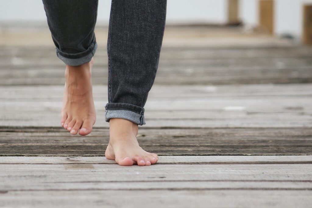 barefoot, walking, feet, boardwalk, barefoot, barefoot, barefoot, barefoot, barefoot, feet, feet-6545757.jpg