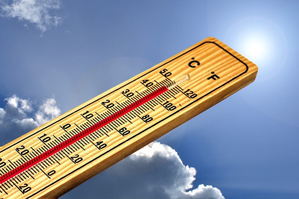 thermometer, summer, hot, heat, sun, temperature, warmth, energy, heaven, nature, weather, climate, extreme-4767443.jpg